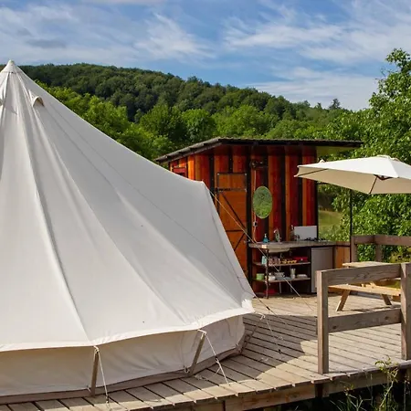 Luxe tent Dolina Village Glamping *