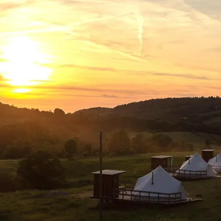 Luxe tent Dolina Village Glamping