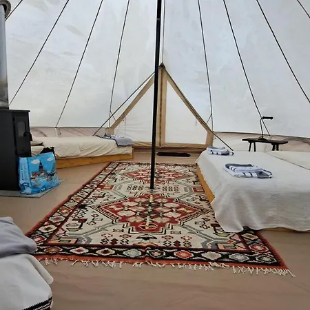 Luxe tent Dolina Village Glamping *